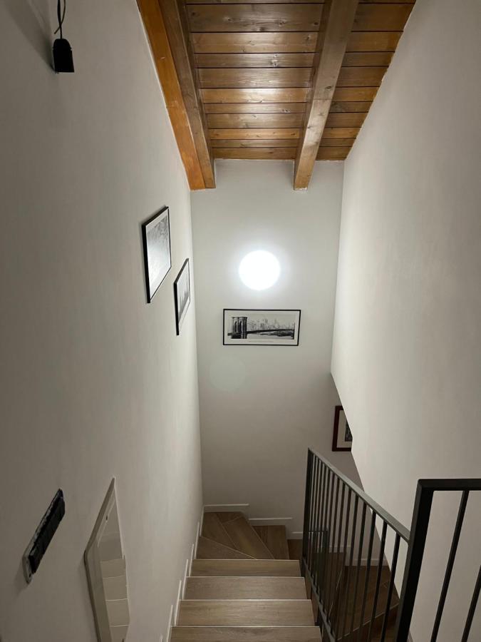 Dreams Hostel Лекко Екстер'єр фото